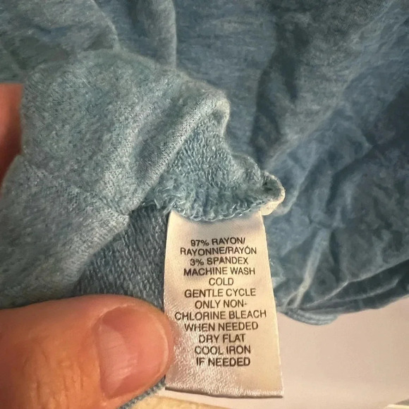Lou & Gray Heathered light blue top size small - Picture 4 of 6